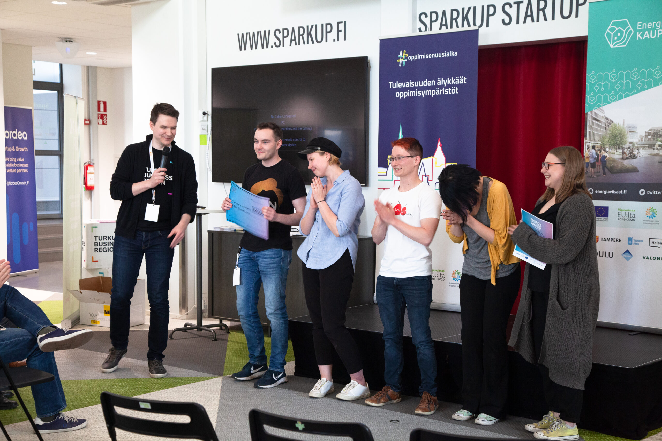 energia_hackathon_voittaja2019-2721626